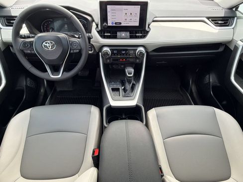 Used 2025 Toyota RAV4 XLE Premium FWD image 16