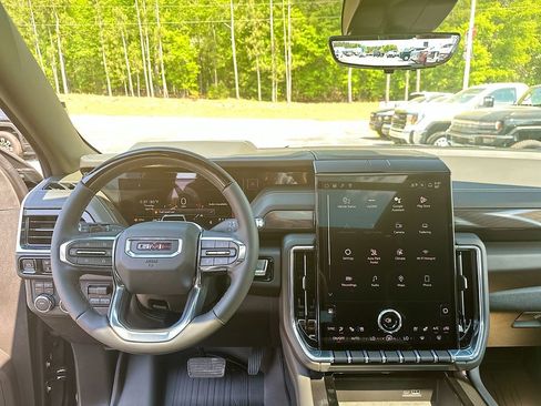 New 2026 GMC Yukon XL Elevation w/ Elevation Premium Package image 19