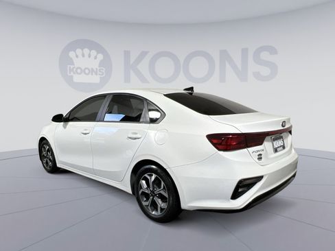 Used 2020 Kia Forte LXS FWD image 8