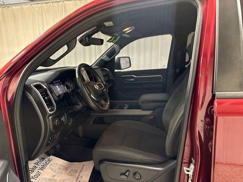 Used 2022 RAM 1500 Big Horn AWD/4WD image 14