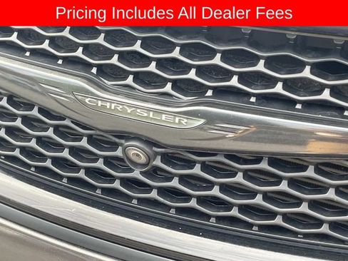 Used 2019 Chrysler Pacifica Touring-L Plus w/ Advanced Safetytec Group FWD image 13