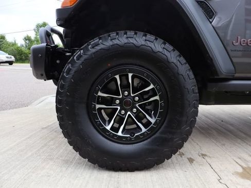 Used 2026 Jeep Wrangler Unlimited Rubicon w/ Xtreme 35 Tire Package AWD/4WD image 30