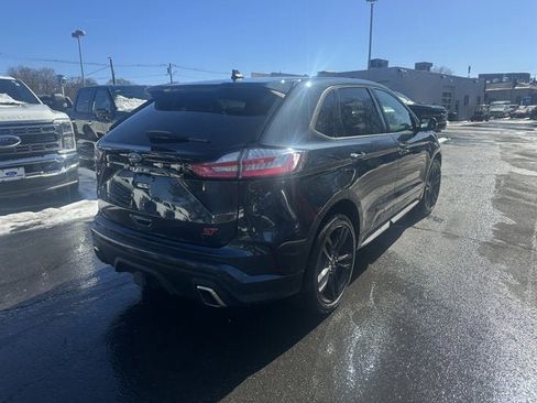 Used 2023 Ford Edge ST w/ Equipment Group 401A image 5