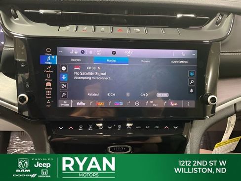 New 2026 Jeep Grand Cherokee Altitude AWD/4WD image 24