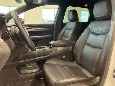 Used 2022 Cadillac XT5 Luxury image 10