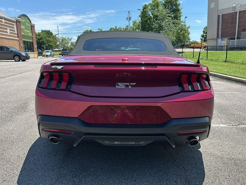 Certified 2025 Ford Mustang GT Premium RWD image 4