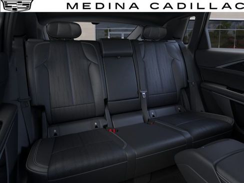 New 2026 Cadillac Lyriq Luxury AWD/4WD image 18