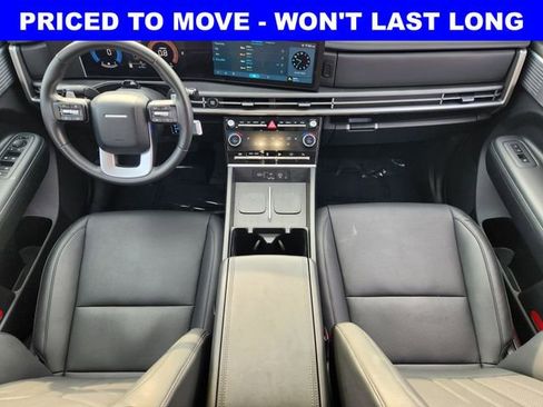 Used 2025 Hyundai Santa Fe SEL FWD image 26