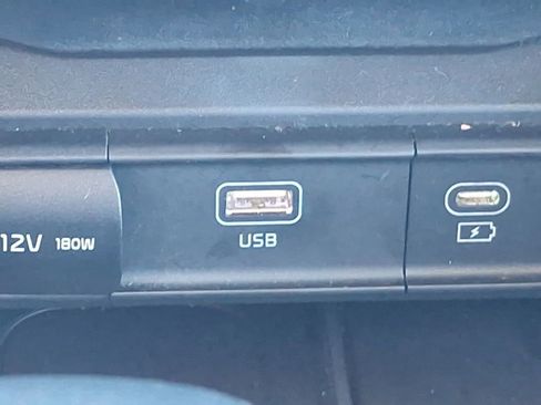 Used 2025 Kia Telluride S image 39