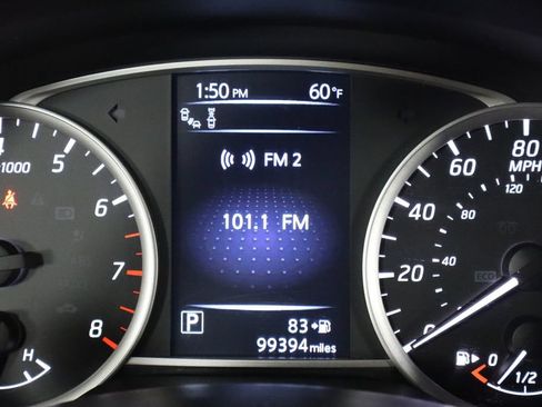 Used 2018 Nissan Sentra SR w/ Technology Package FWD image 33