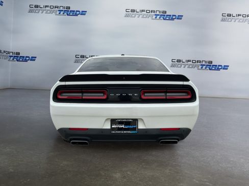 Used 2019 Dodge Challenger R/T w/ Blacktop Package RWD image 6