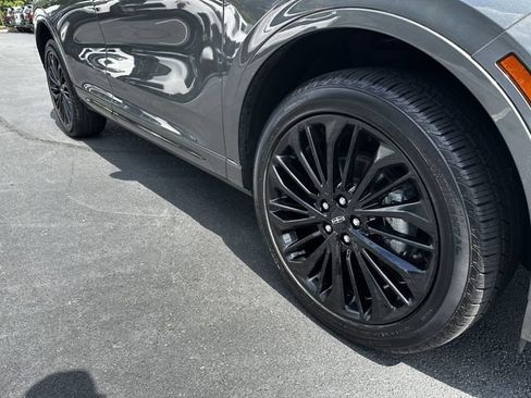 Certified 2023 Lincoln Corsair AWD w/ Equipment Group 101A image 11