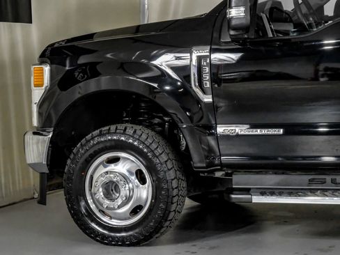 Used 2020 Ford F350 Lariat w/ Lariat Ultimate Package image 12
