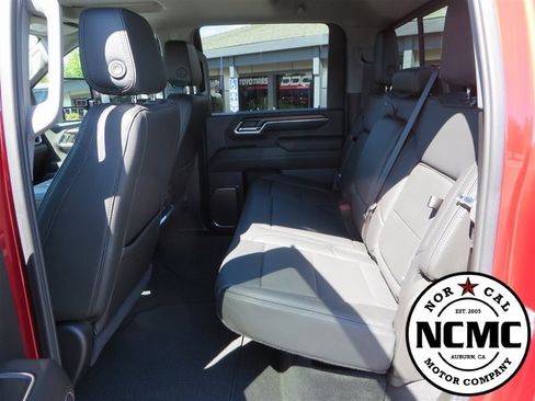 Used 2024 GMC Sierra 2500 Denali w/ Denali Reserve Package image 52