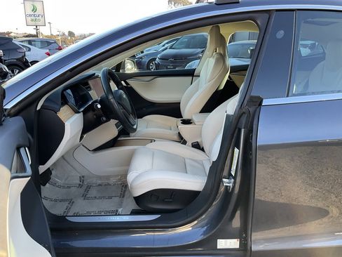 Used 2019 Tesla Model S Long Range image 14