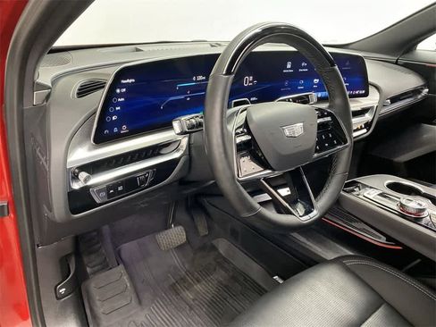 Certified 2025 Cadillac Lyriq Luxury w/ LPO, Floor Liner Package image 2