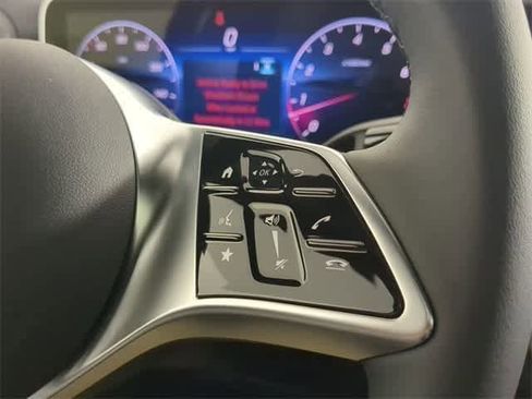 Certified 2026 Mercedes-Benz GLC 300 4MATIC image 27