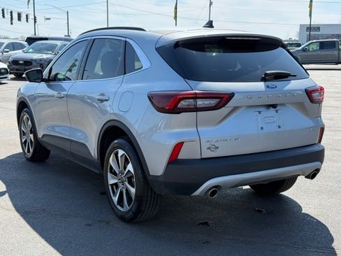Used 2024 Ford Escape Platinum AWD/4WD image 6