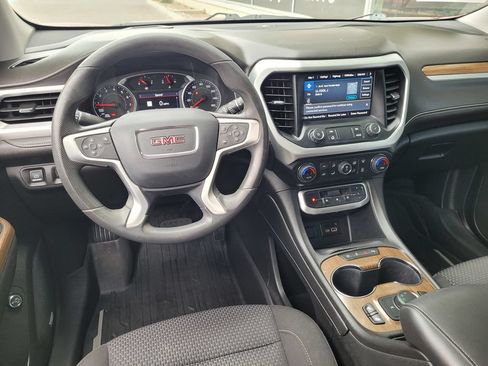 Used 2022 GMC Acadia SLE w/ Driver Convenience Package FWD image 21