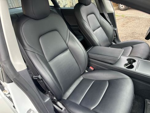 Used 2022 Tesla Model 3 Long Range AWD/4WD image 21