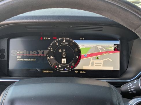 Used 2022 Land Rover Range Rover Sport HST image 14