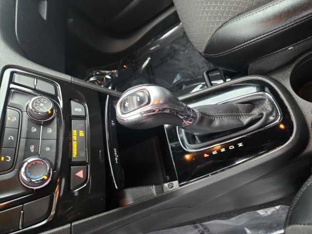 Used 2020 Buick Encore Preferred w/ Safety Package FWD image 16