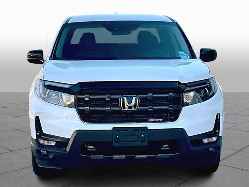 Used 2025 Honda Ridgeline Sport image 4