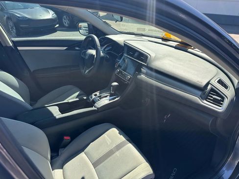 Used 2018 Honda Civic EX image 13