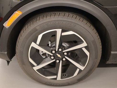 New 2026 Chevrolet Equinox EV LT FWD image 8