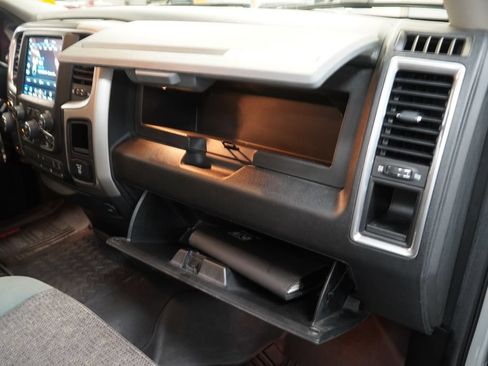 Used 2018 RAM 1500 Big Horn AWD/4WD image 28