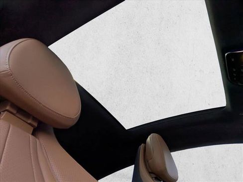 Used 2024 Mercedes-Benz CLE 300 4MATIC Coupe image 19