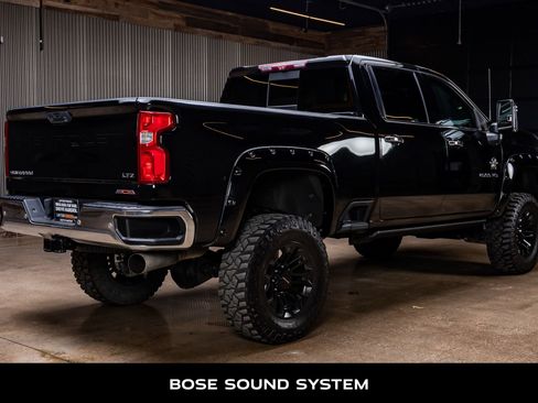 Used 2020 Chevrolet Silverado 2500 LTZ w/ LTZ Premium Package image 9