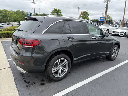 Used 2022 Mercedes-Benz GLC 300 4MATIC w/ Premium Package Lite image 12
