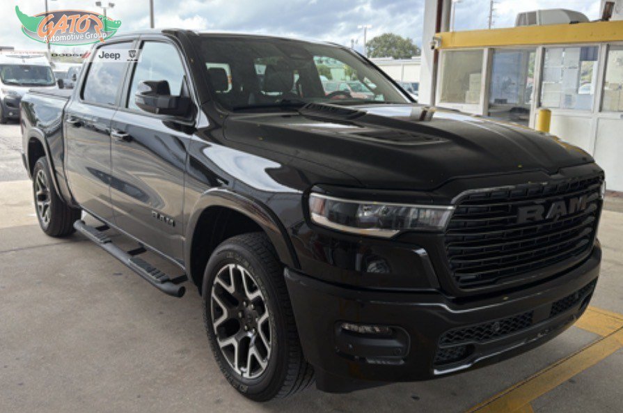 Used 2025 RAM 1500 Laramie w/ Sport Appearance Package AWD/4WD image 1