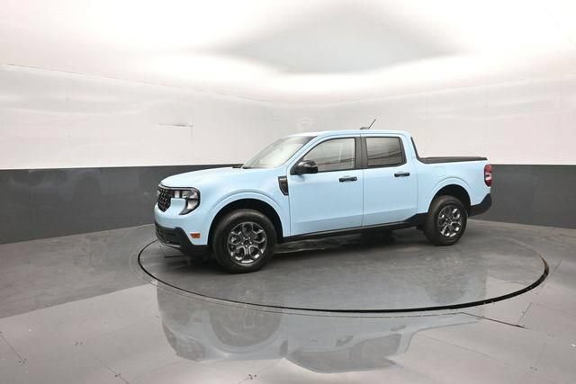 New 2026 Ford Maverick XLT w/ XLT Luxury Package FWD image 4
