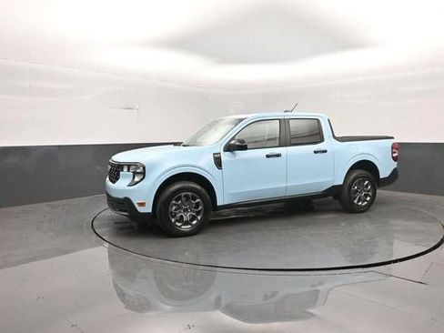 New 2026 Ford Maverick XLT w/ XLT Luxury Package FWD image 4