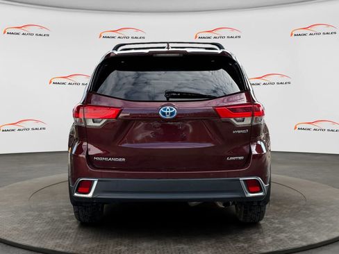 Used 2017 Toyota Highlander Limited Platinum AWD/4WD image 7
