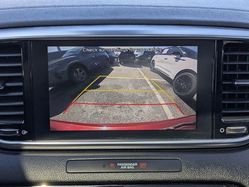 Used 2022 Kia Sportage EX image 31