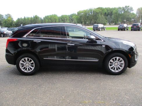 Used 2018 Cadillac XT5 FWD image 10