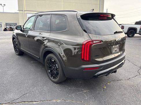 Used 2022 Kia Telluride SX w/ SX Prestige Package AWD/4WD image 6