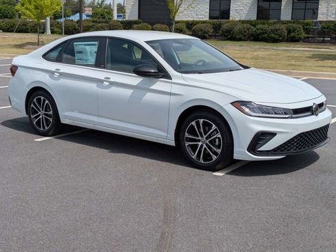 New 2026 Volkswagen Jetta Sport FWD image 2
