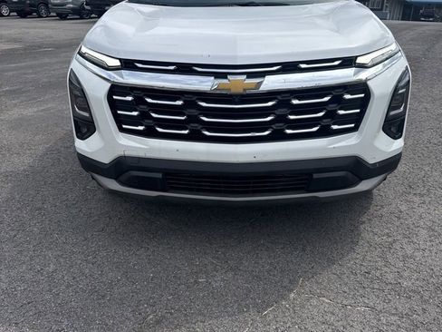 Used 2025 Chevrolet Equinox LT w/ Safety and Technology Package image 12