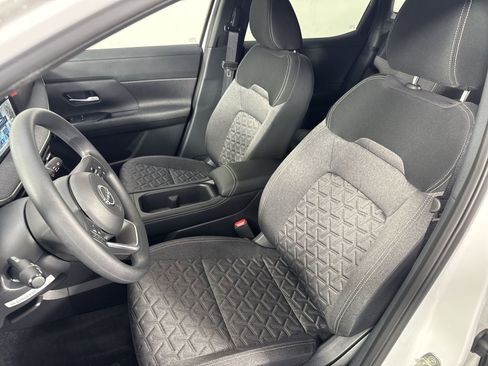 New 2025 Nissan Kicks SV image 19