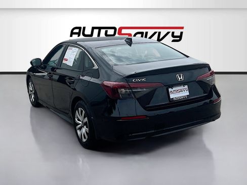 Used 2025 Honda Civic LX image 5