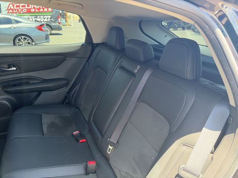Used 2023 Nissan Ariya FWD image 13
