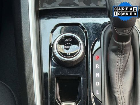 Used 2024 Chevrolet Colorado Trail Boss w/ Technology Package AWD/4WD image 19