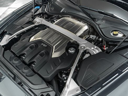 Used 2024 Bentley Flying Spur V8 AWD/4WD image 49