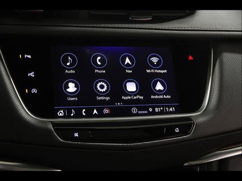 Used 2025 Cadillac XT5 Premium Luxury w/ Technology Package AWD/4WD image 10