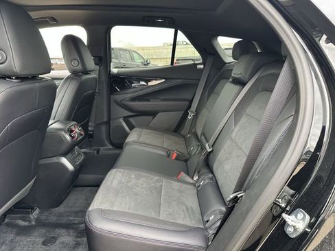 New 2025 Chevrolet Blazer EV RS image 25