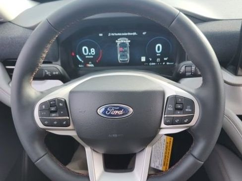 New 2026 Ford Explorer Active w/ Active Comfort Package image 38